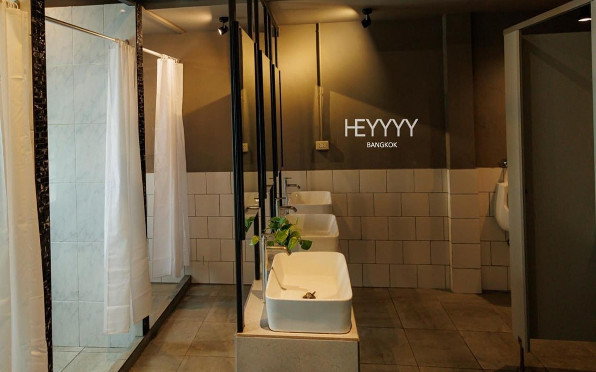 Hostel Heyyyy Bangkok Exterior foto